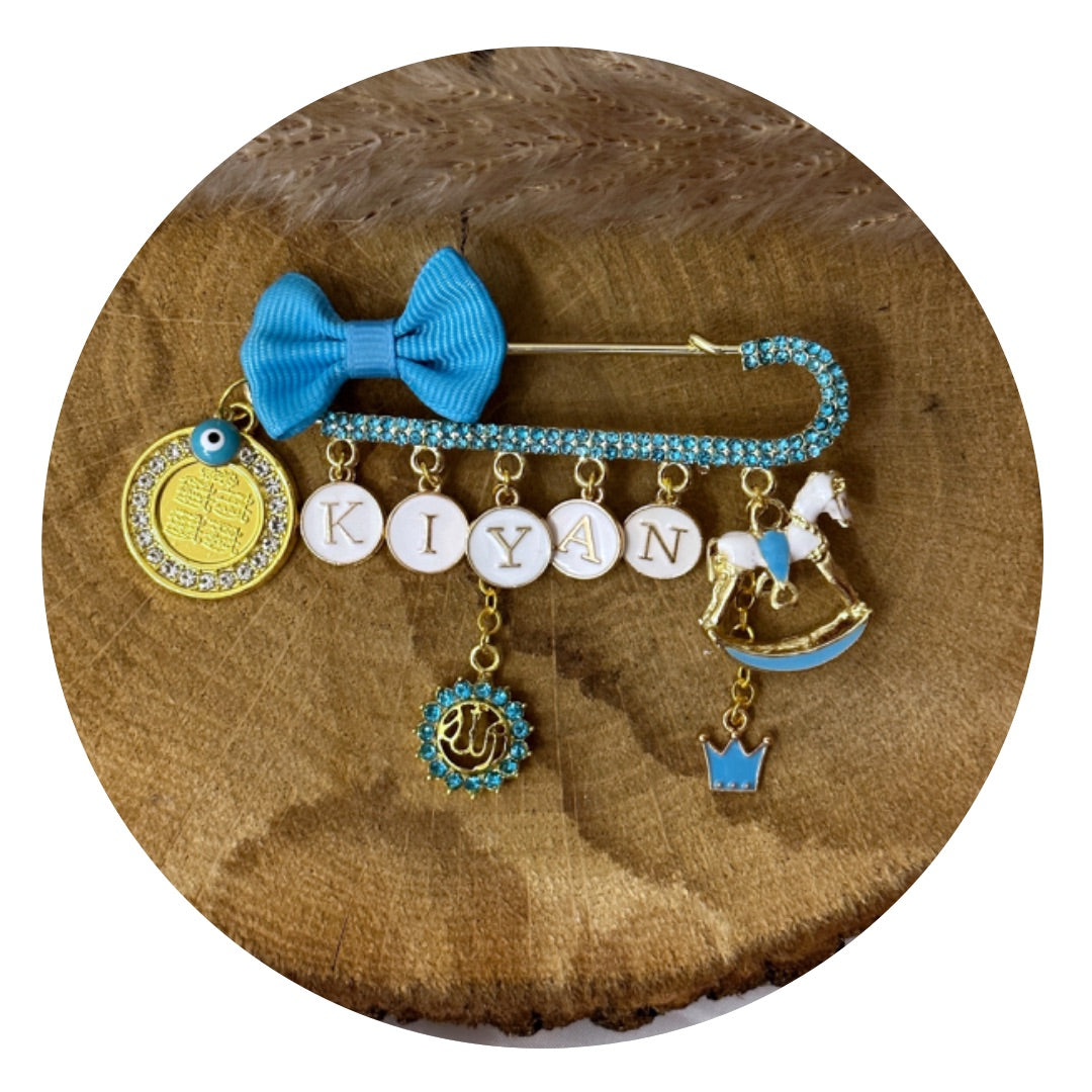 Modell KIYAN mit blauer Strassansteckndalel