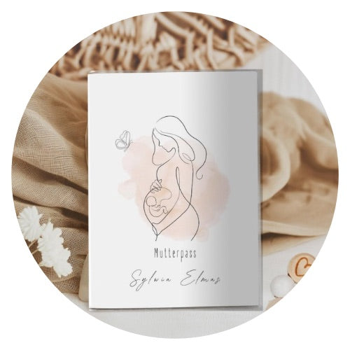 Mutterpasshülle in mit Babybauch und Schmetterling